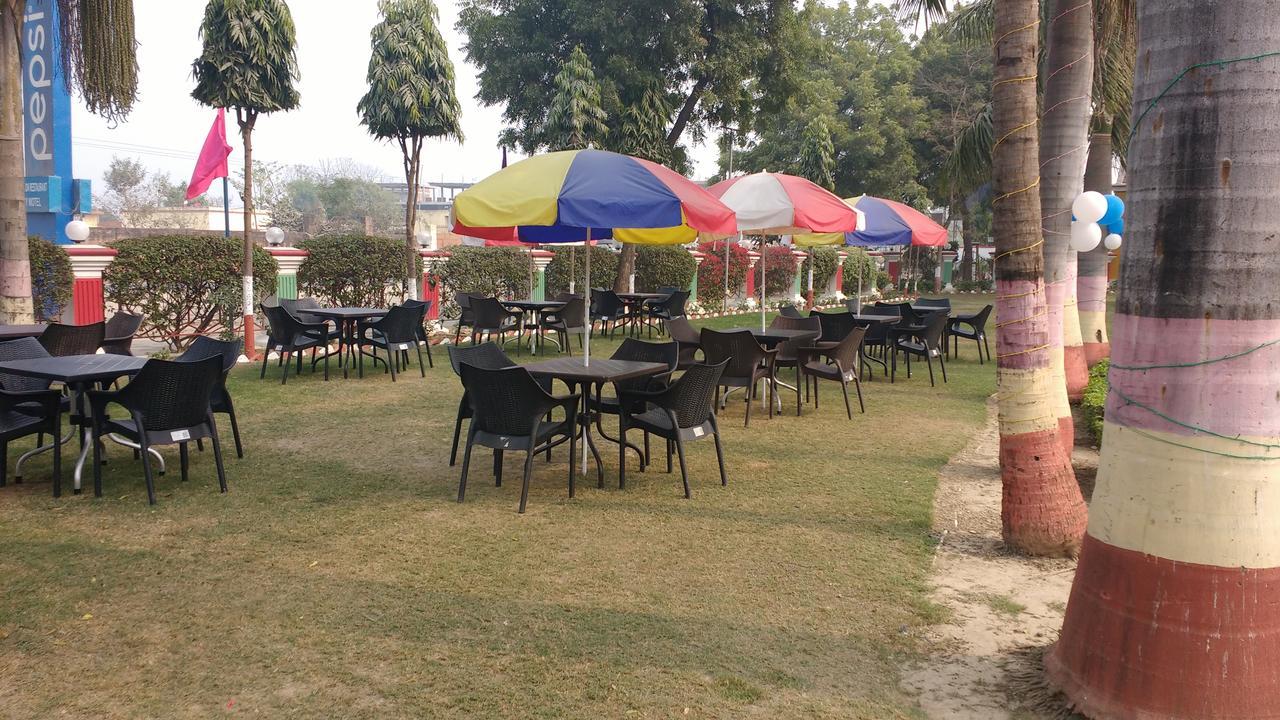 Sanjay Motels I Pvt Ltd Pura Raghunath Exterior photo